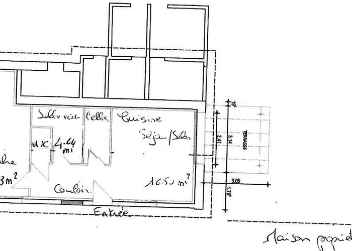 Aux Fleurs 度假居 *