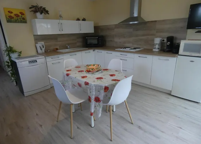 Aux Fleurs * 阿热莫